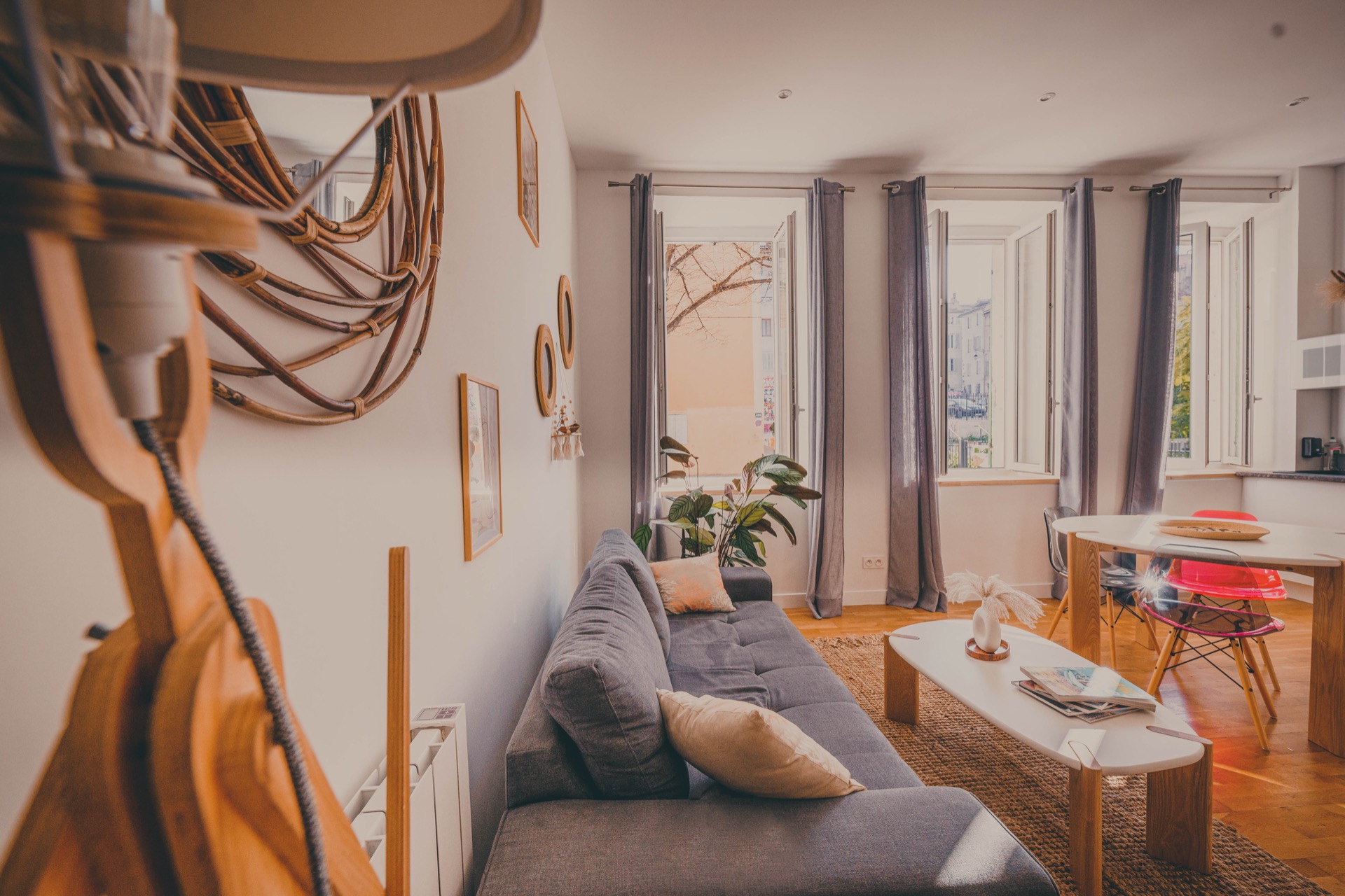 Chambre principale — lit double